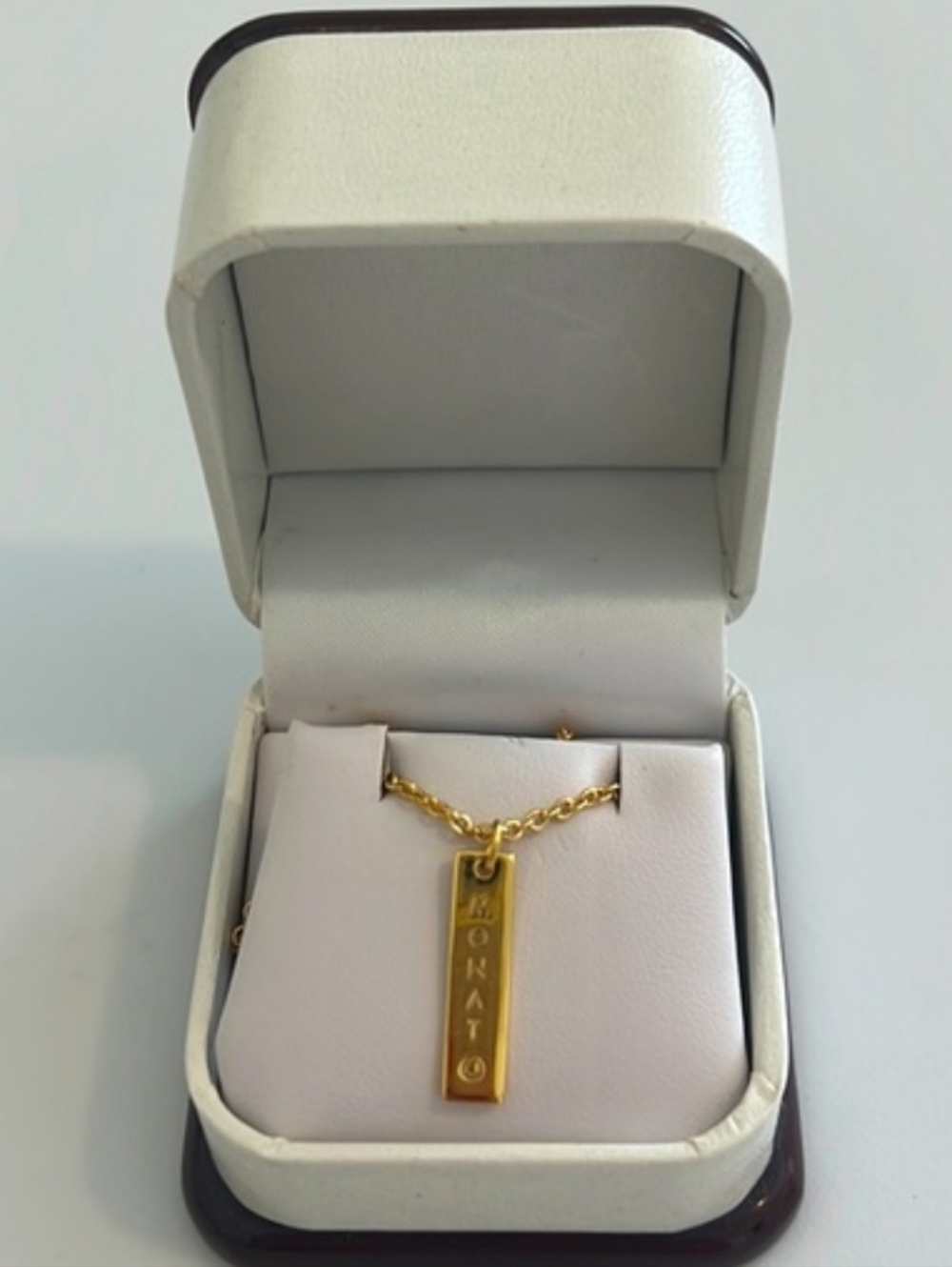Gold Vertical Bar Pendant Necklace - MONATO
